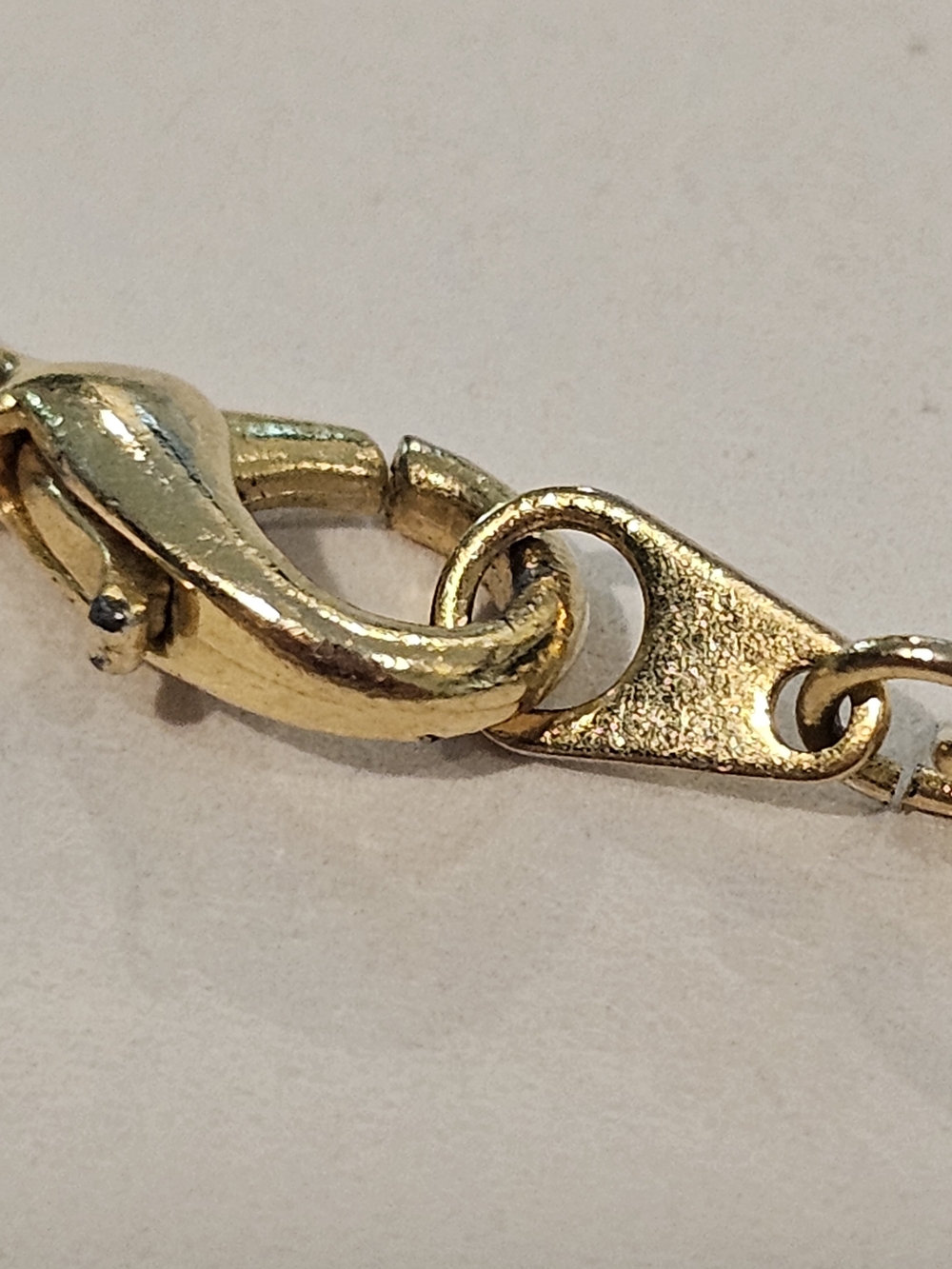 Gold Initial 'H' Rope Chain Necklace - Picture 6 of 9